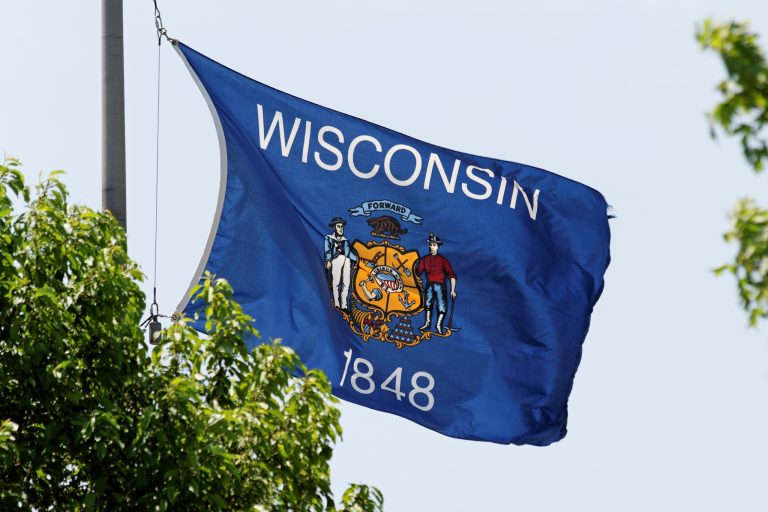 Wisconsin Exotic Animal Laws: Why It's One of America's Easiest States for Exotic Pets