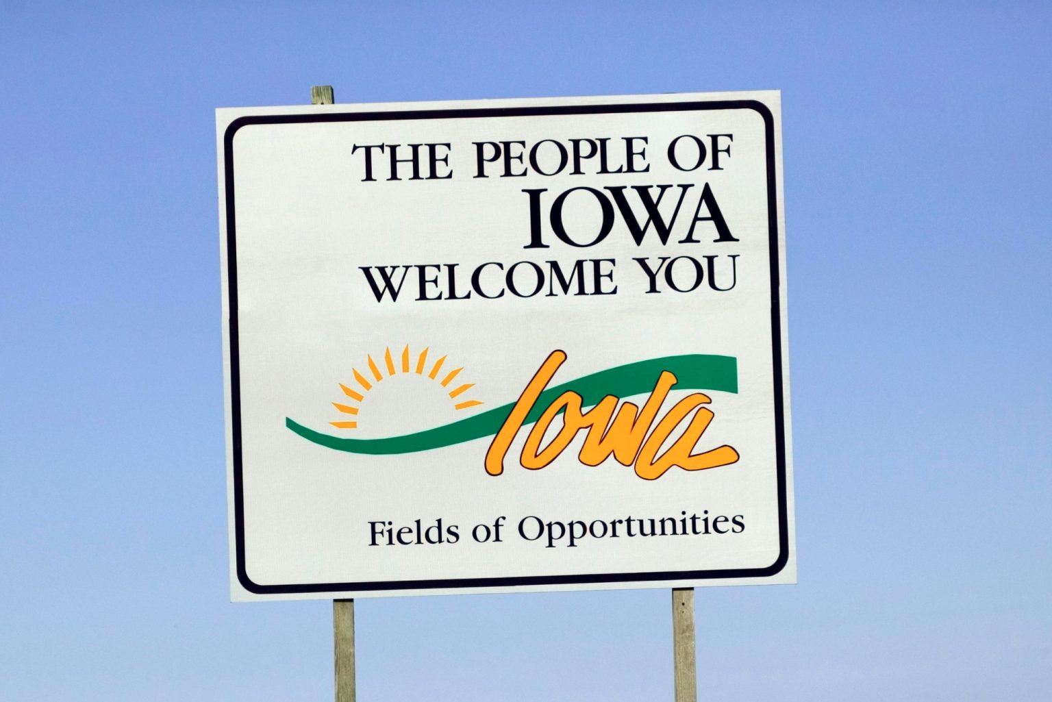 Iowa Exotic Pet Laws: What's Legal, What's Not, and What You Need to Know